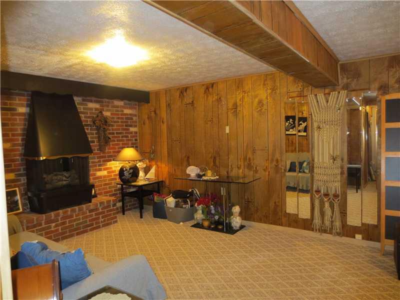 105 Heck Road Sarver, PA 16055 - Photo 12 of 16 Family Room.