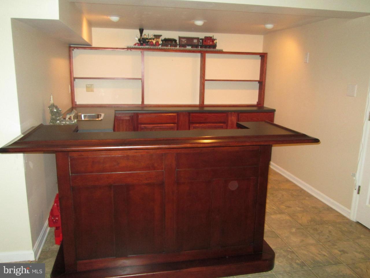 1170 Silver Run Valley Road Westminster, MD 21158 - Photo 21 of 30 Bar area adjacent to Family Room