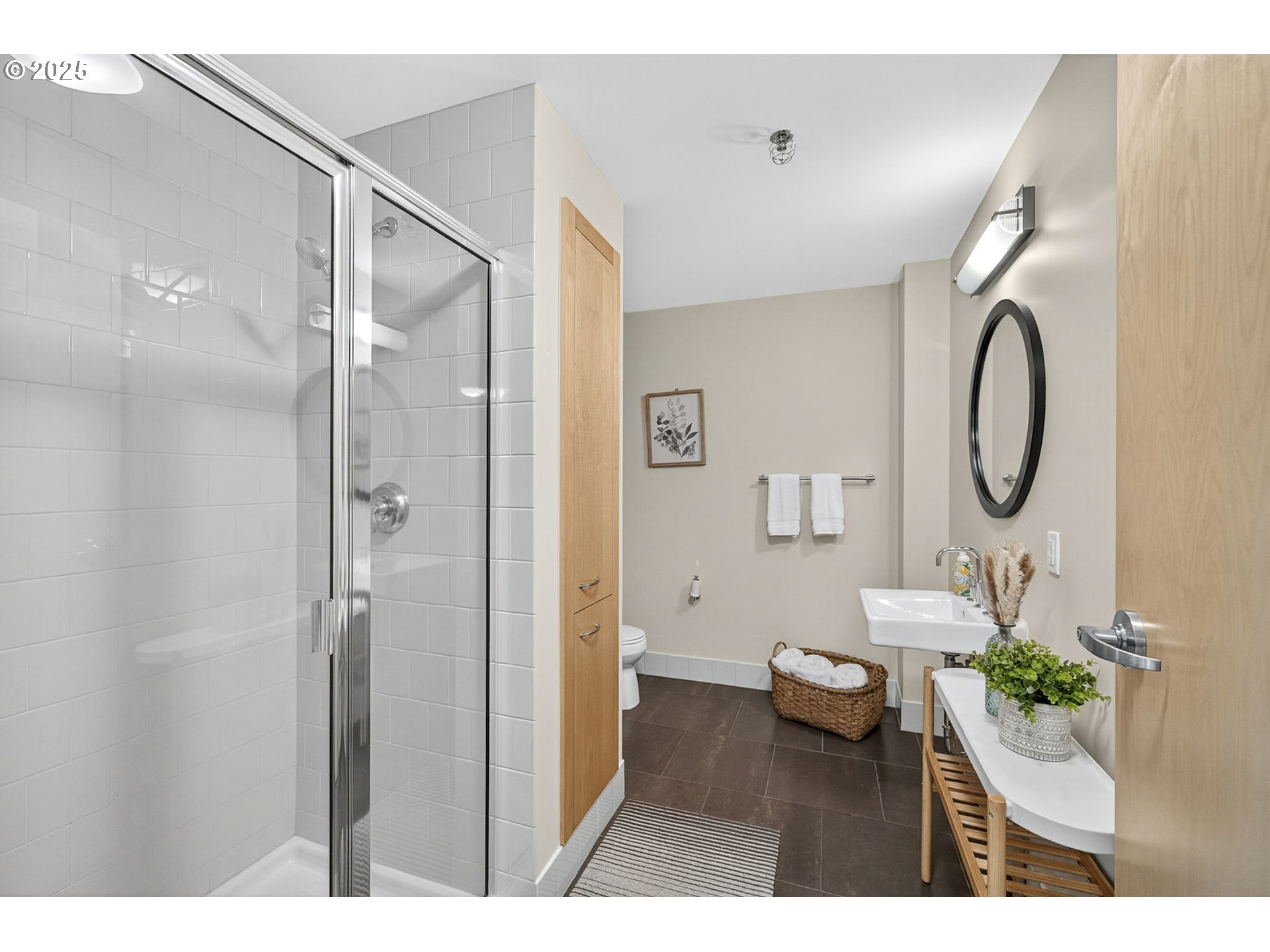 1221 Southwest 10th Avenue, Unit 306 Portland, OR 97205 - Photo 29 of 48 Bedroom