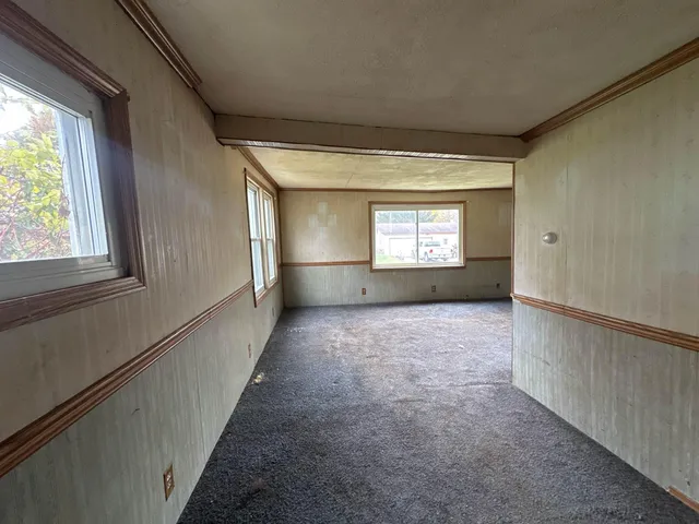 $67,750 | 490 4th Street, Benton Harbor, MI 49022