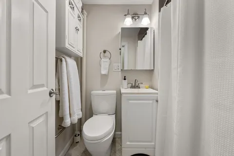 $829,000 | 37 Grove Street, Unit 2, Boston, MA 02114