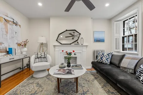 $829,000 | 37 Grove Street, Unit 2, Boston, MA 02114