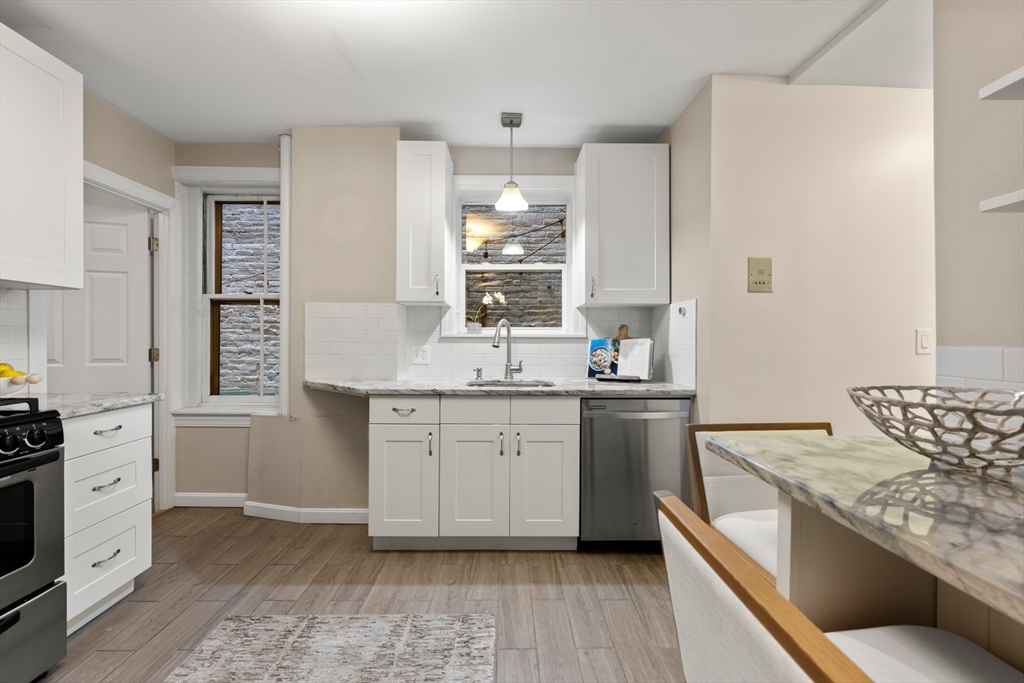 37 Grove Street, Unit 2 Boston, MA 02114 - Photo 9 of 17