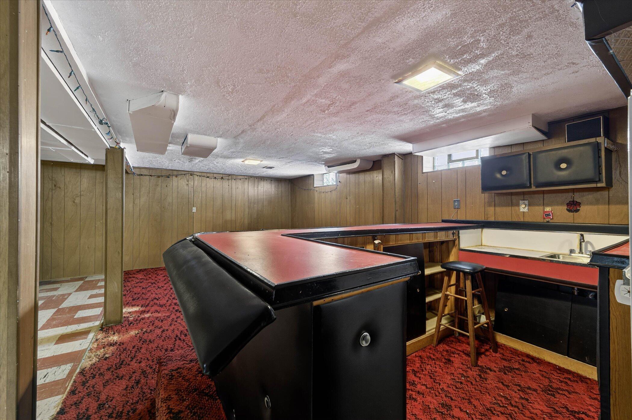 11101 Craft Street Detroit, MI 48224 - Photo 22 of 28 34-11101-Craft-St-Detroit-MI-48224-Windo