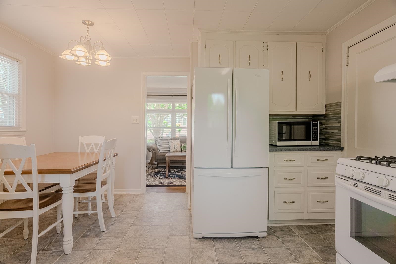 806 Lyman Street Gaffney, SC 29340 - Photo 17 of 39