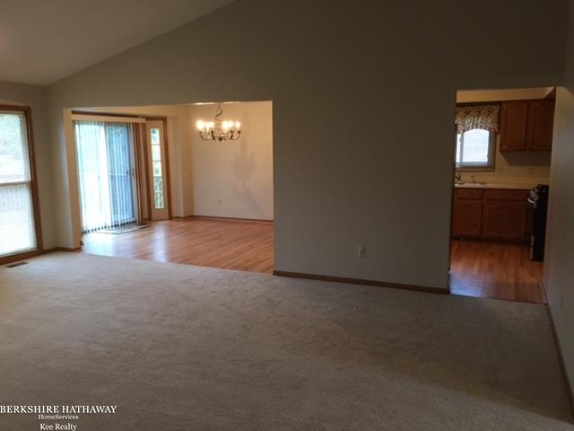 492 Buttercup Drive Rochester, MI 48307 - Photo 5 of 14