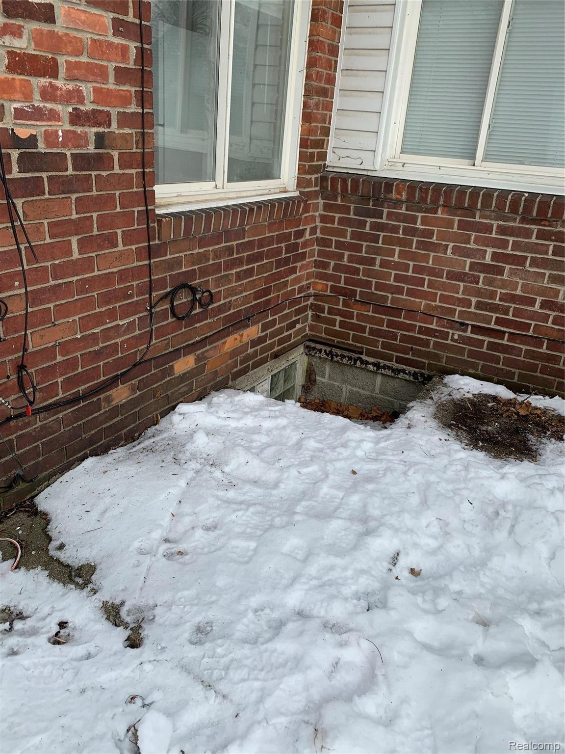 10910 Nottingham Road Detroit, MI 48224 - Photo 31 of 35 IMG_3767.jpg