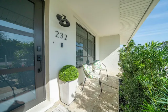 a picture of a glass door