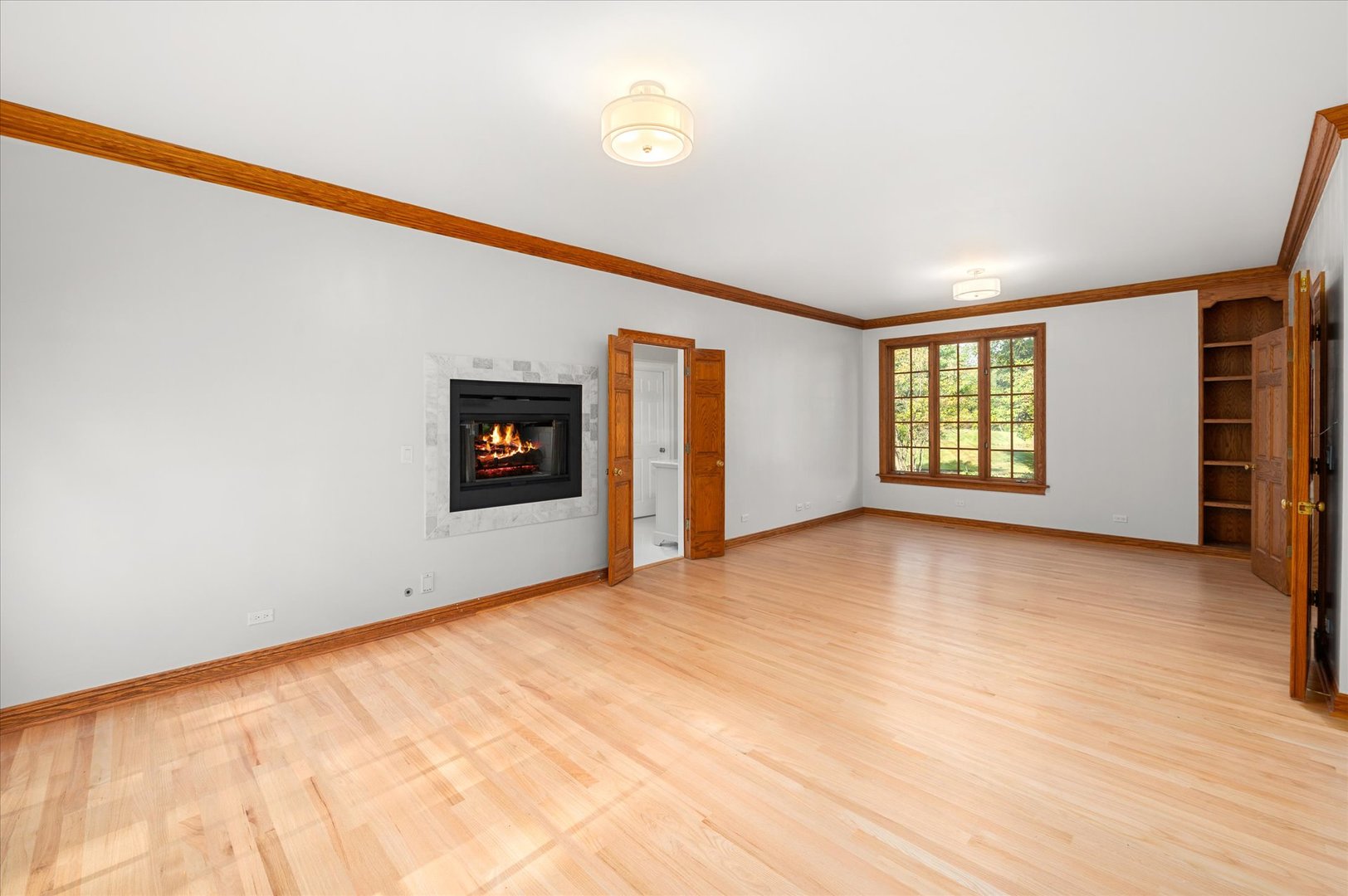 5N847 Surrey Road Wayne, IL 60184 - Photo 20 of 45 a view of an empty room with a window