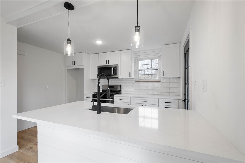1255 Hazlett Road Pittsburgh, PA 15237 - Photo 11 of 31
