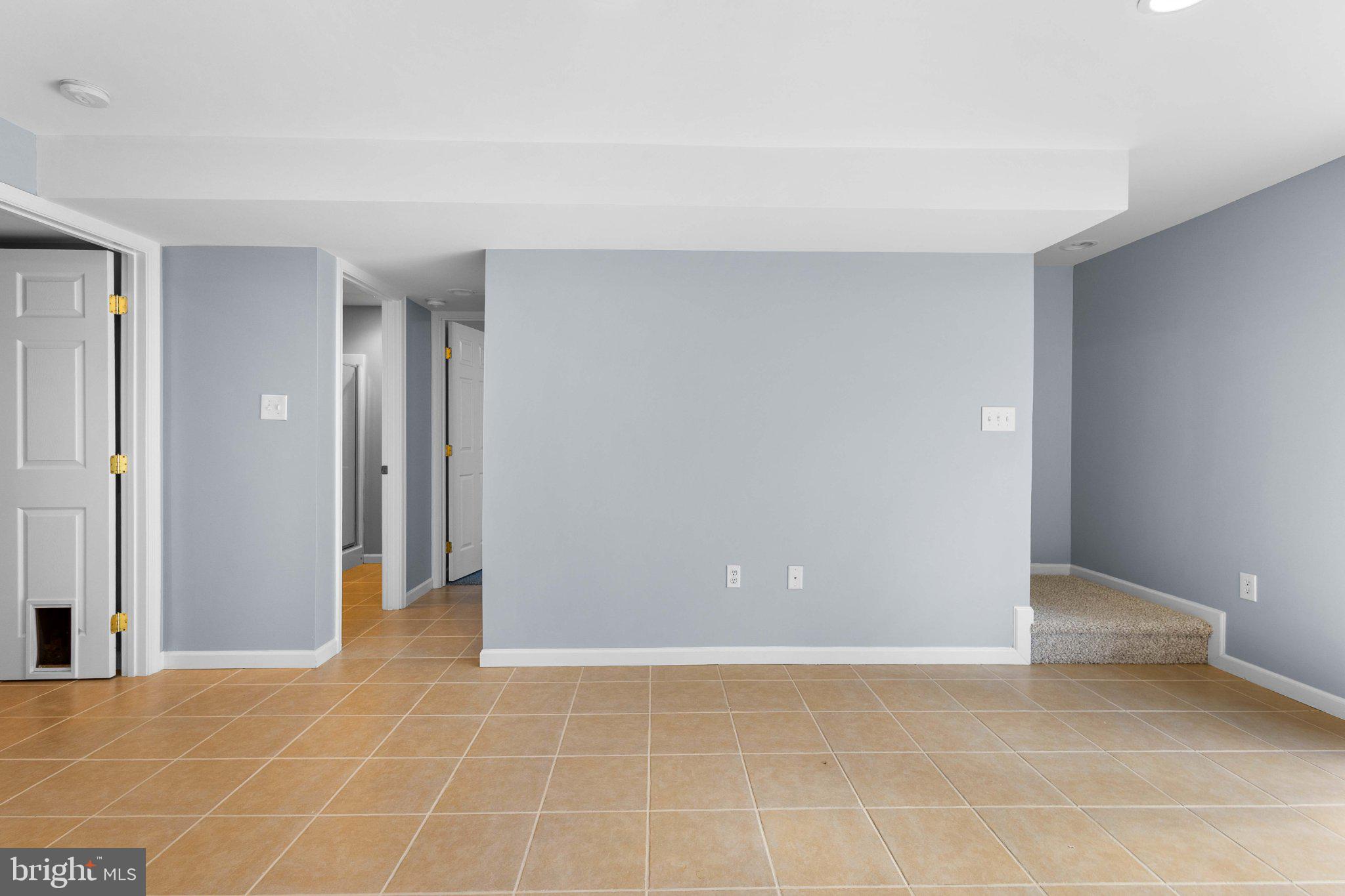 9084 Mullen Road King George, VA 22485 - Photo 29 of 41 Spacious, versatile living area awaits.