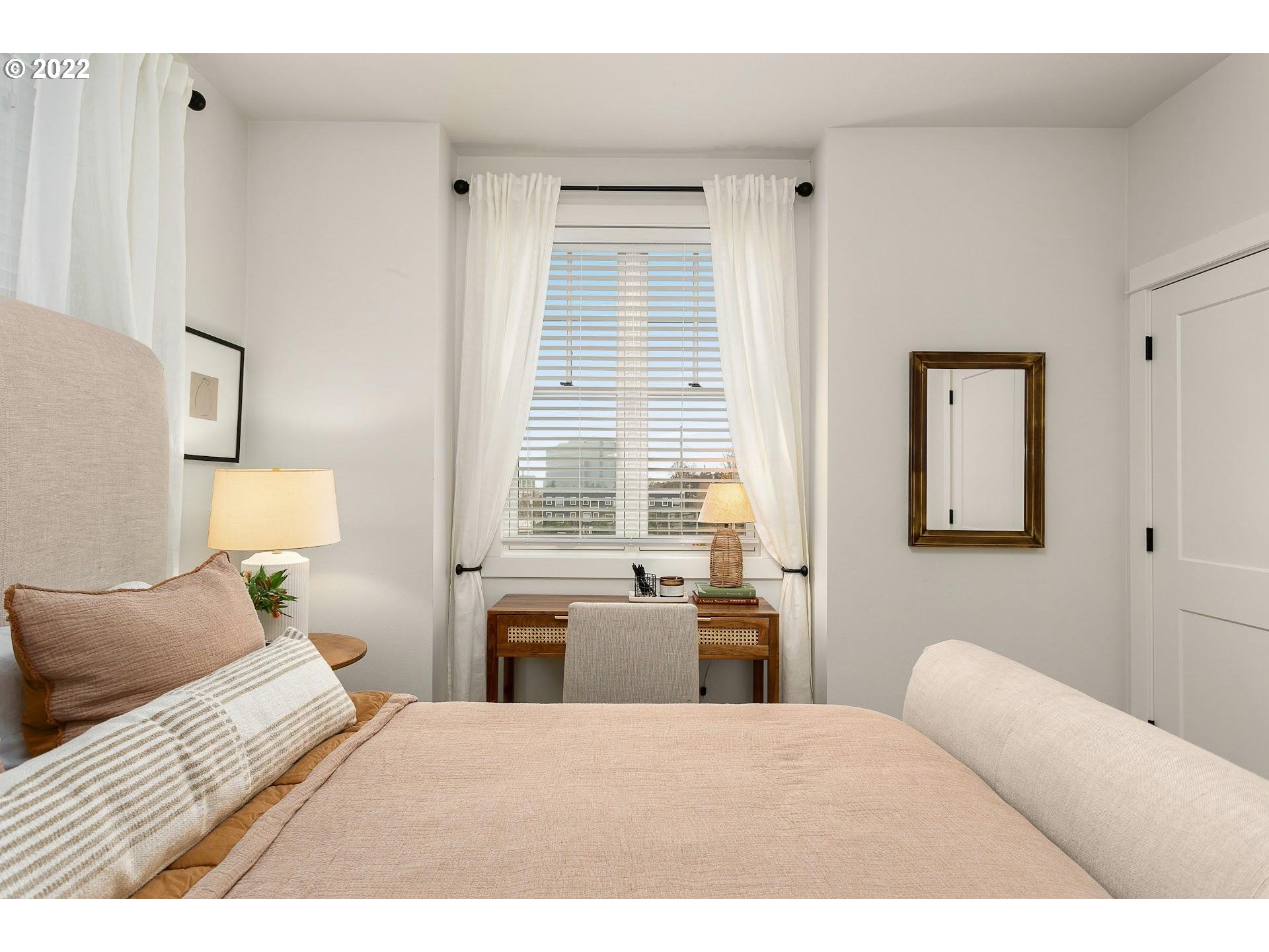 21 Southwest Meade Street, Unit A Portland, OR 97201 - Photo 18 of 29