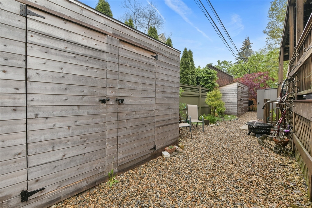 111 Inman Street, Unit A Cambridge, MA 02139 - Photo 18 of 18