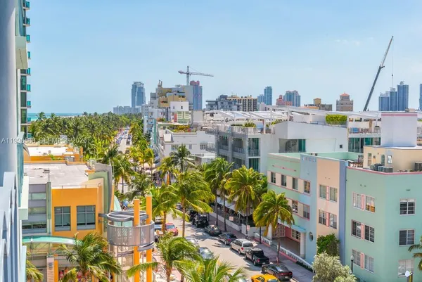$4,500 | 1500 Ocean Drive, Unit 609, Miami Beach, FL 33139