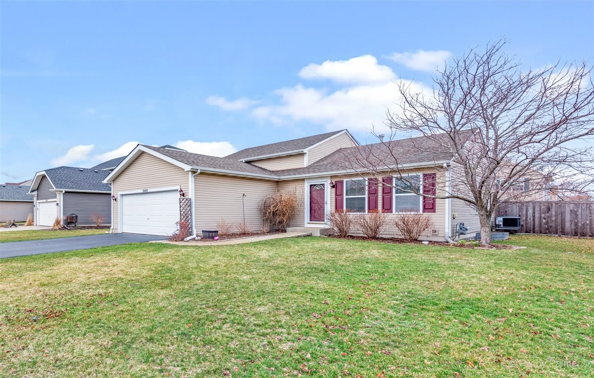 10418 Evendale Road Huntley, IL 60142 - Photo 2 of 25 Gallery Image 2