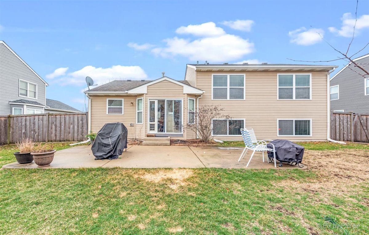 10418 Evendale Road Huntley, IL 60142 - Photo 24 of 25 Gallery Image 24