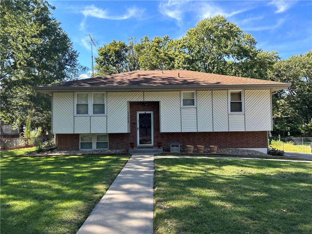 11014 North Harrison Street Kansas City, MO 64155 - Photo 1 of 1