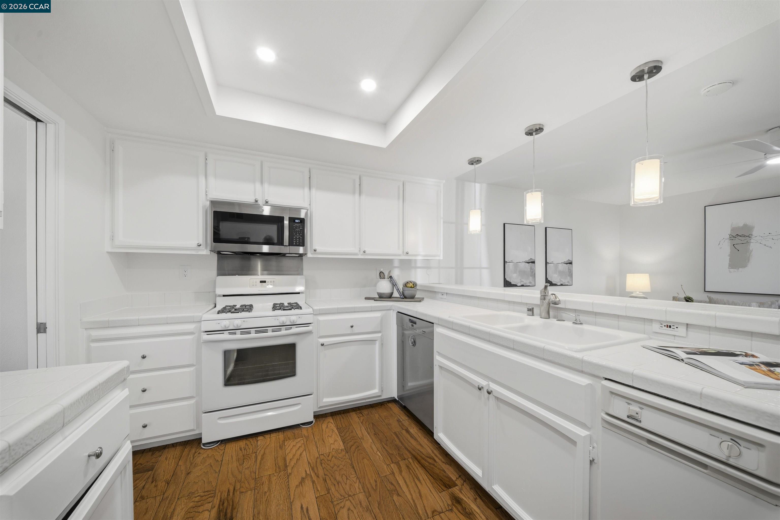 1809 Stratton Circle Walnut Creek, CA 94598 - Photo 14 of 60