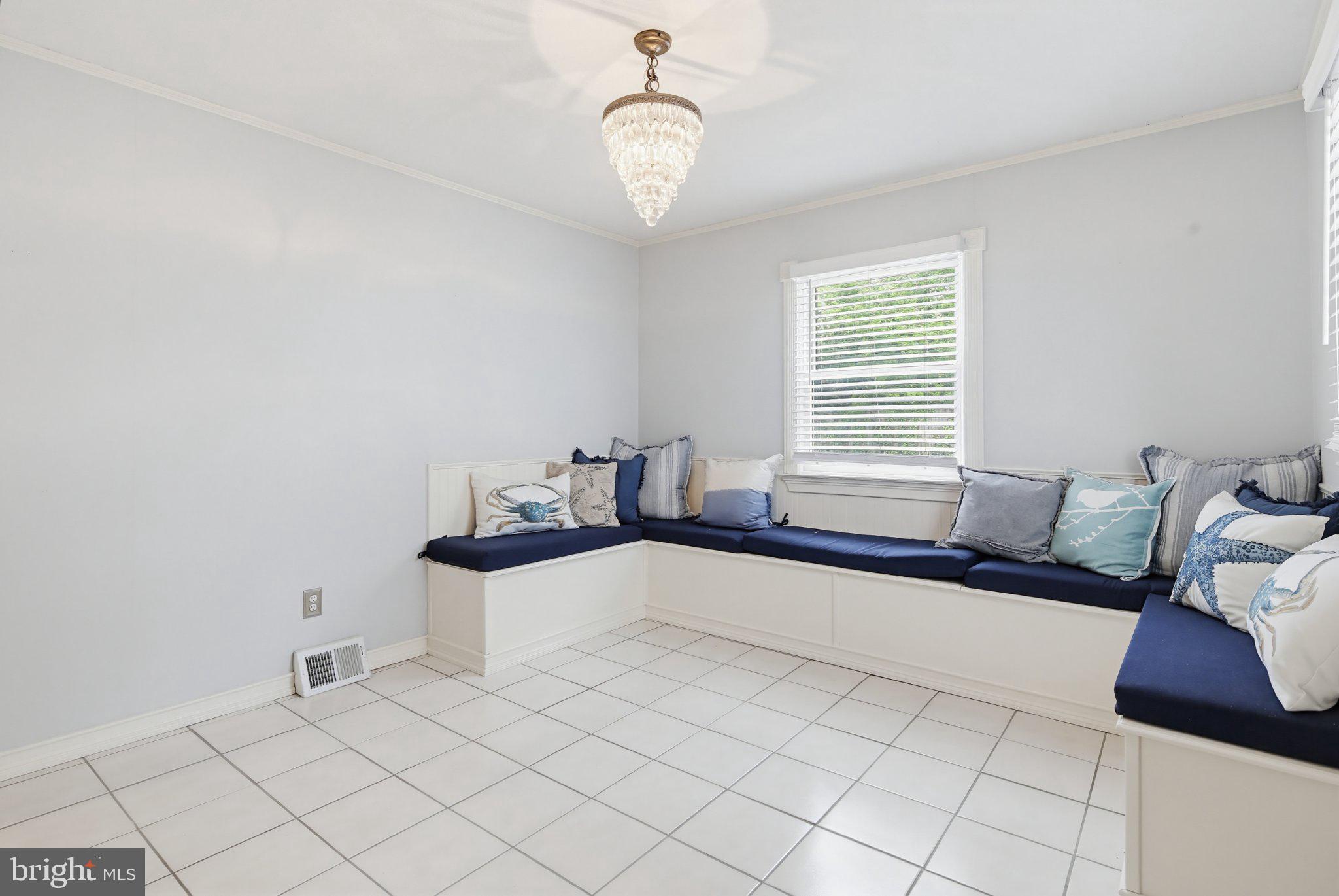 1465 Ridgeway Arnold, MD 21012 - Photo 55 of 61 Bright, inviting nook with cozy seating.
