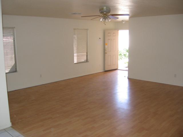 140 West Ingram Street Mesa, AZ 85201 - Photo 3 of 5 Family Room