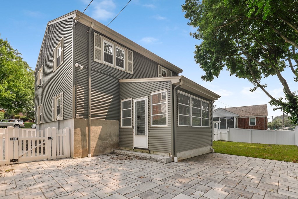 2 Ronaele Road Medford, MA 02155 - Photo 30 of 31