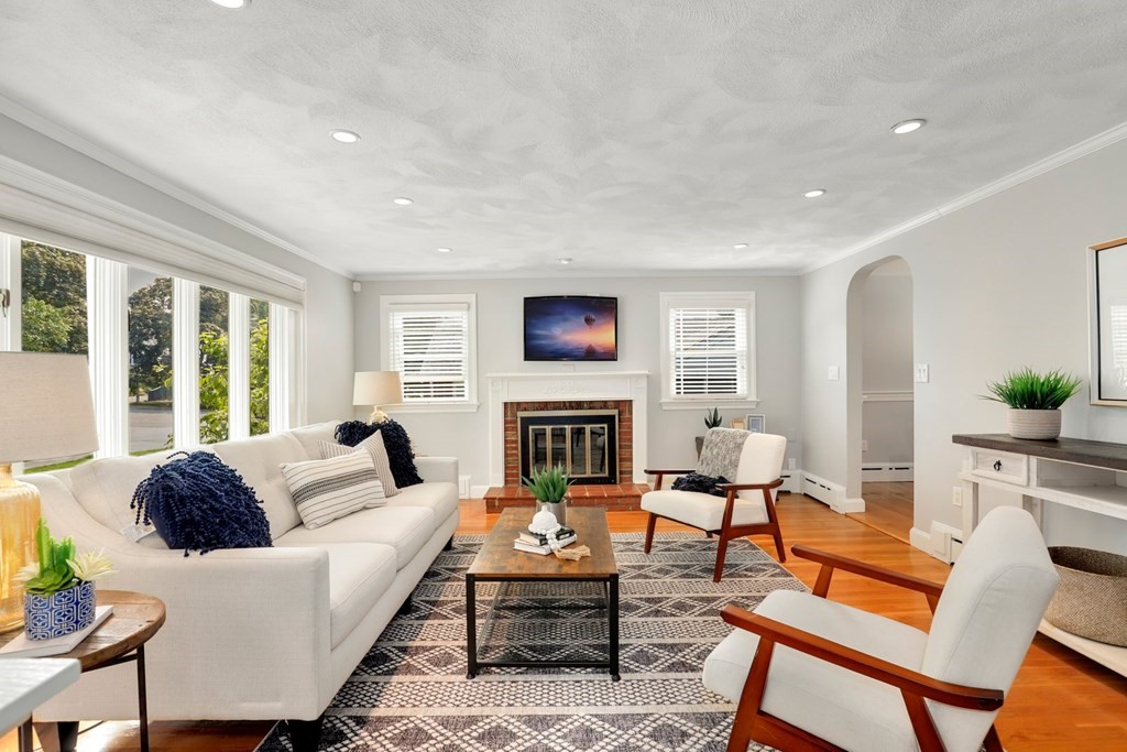 2 Ronaele Road Medford, MA 02155 - Photo 7 of 31