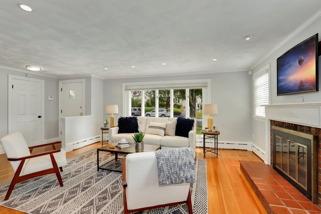 2 Ronaele Road Medford, MA 02155 - Photo 10 of 31