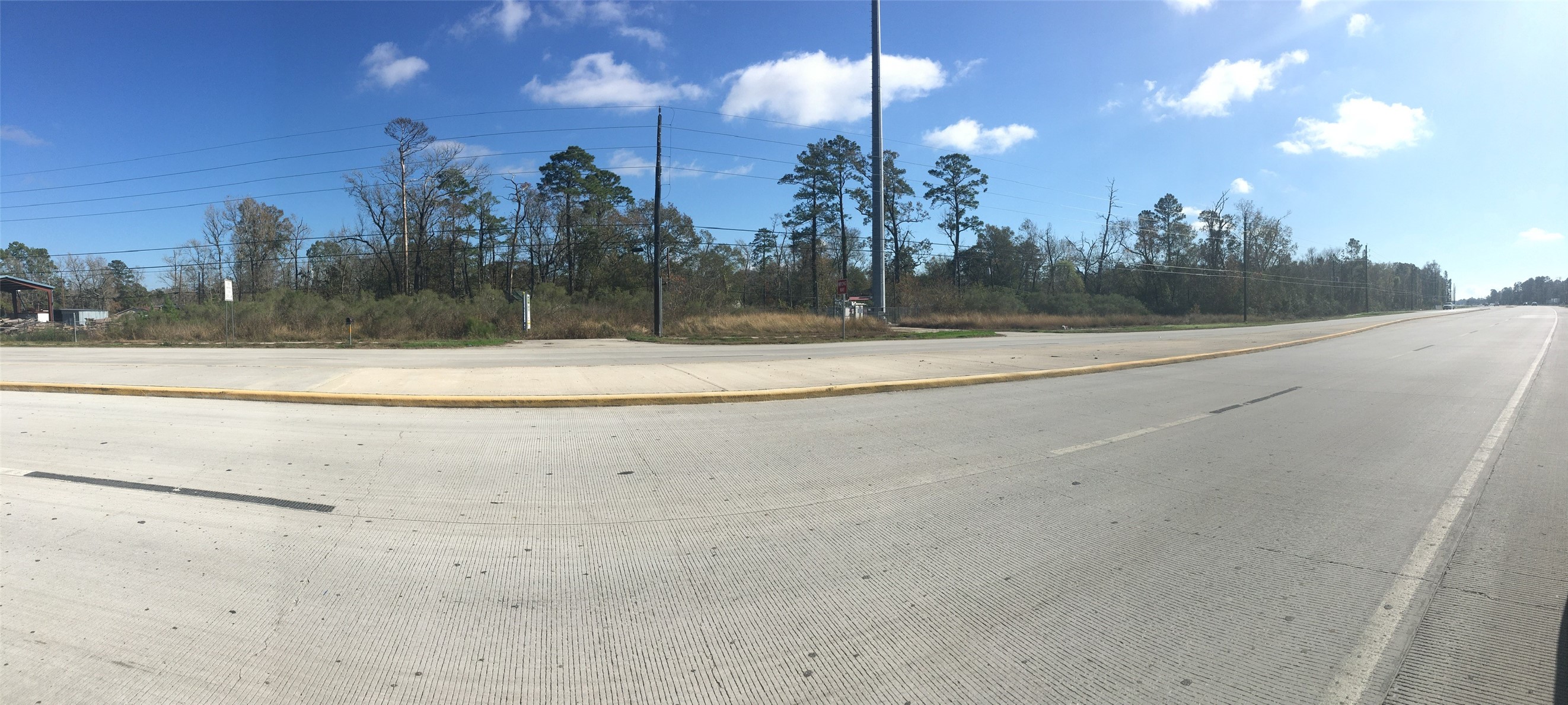 22332 Crosby Huffman Road Huffman, TX 77336 - Photo 8 of 12 a view of a yard in a house