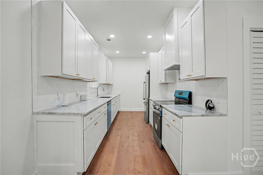 708 West 36th Street Savannah, GA 31415 - Photo 9 of 22