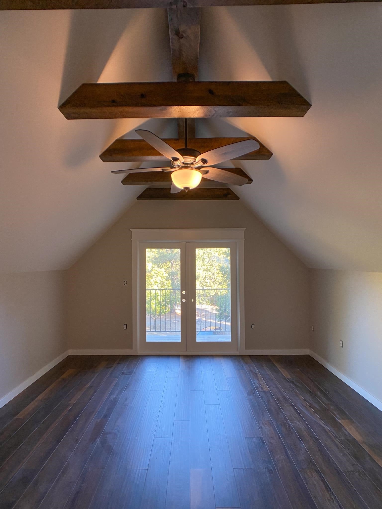 1635 Deetz Road Mount Shasta, CA 96067 - Photo 20 of 24 Gallery Image 20