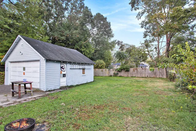 $145,000 | 535 Washburn Avenue, Kalamazoo, MI 49048