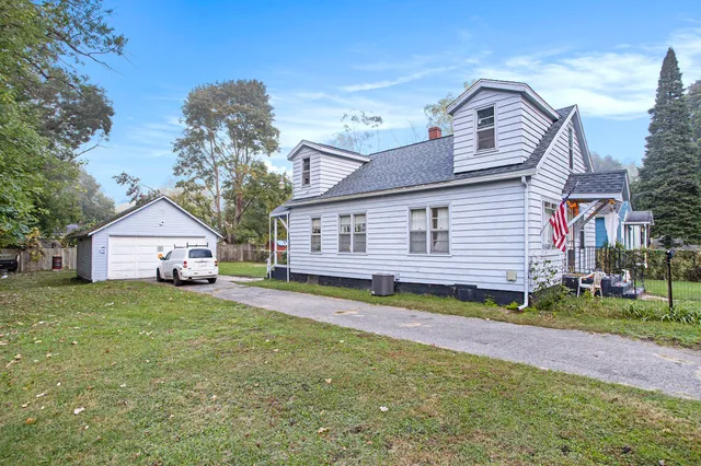 $145,000 | 535 Washburn Avenue, Kalamazoo, MI 49048