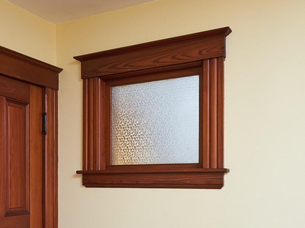 32 Wayne Street Worcester, MA 01603 - Photo 27 of 35 a close view of door