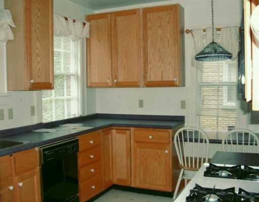 2936 Marshall Road Observatory Hill, PA 15214 - Photo 4 of 4 Gallery Image 4
