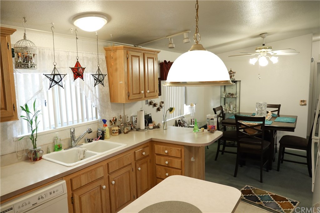 15181 Van Buren Riverside Ca, Unit 280 Riverside, CA 92504 - Photo 8 of 21