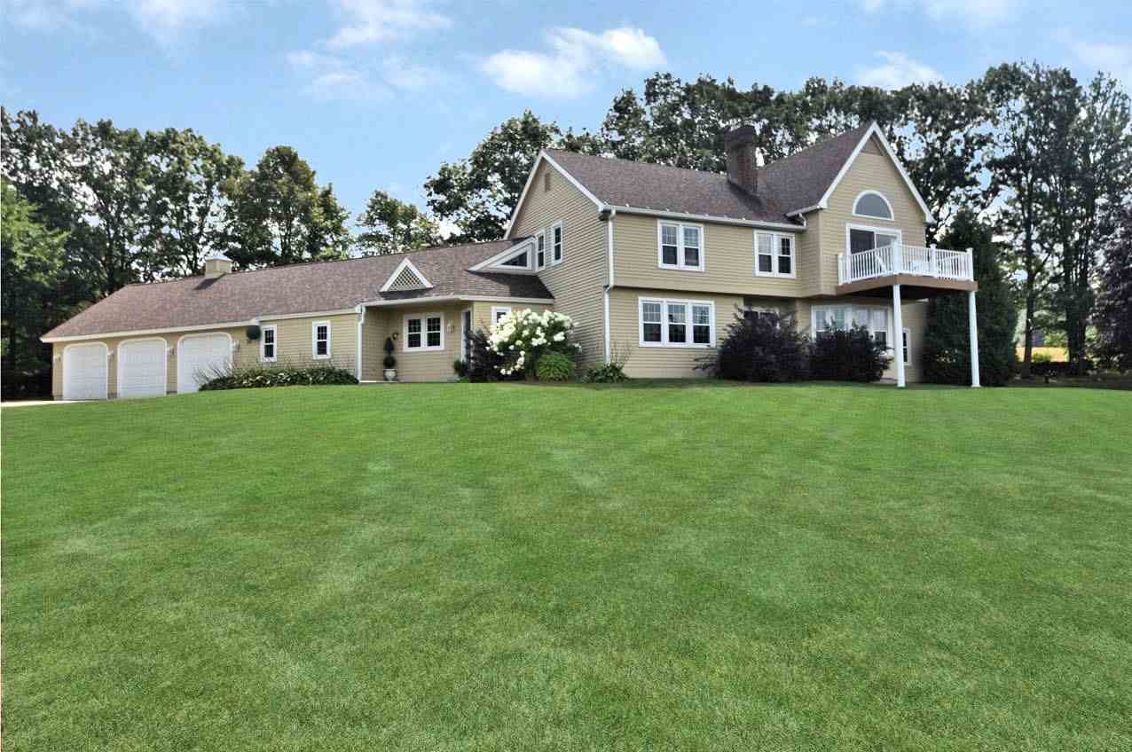 433 Cherry Valley Road Gilford, NH 03249 - Photo 1 of 40