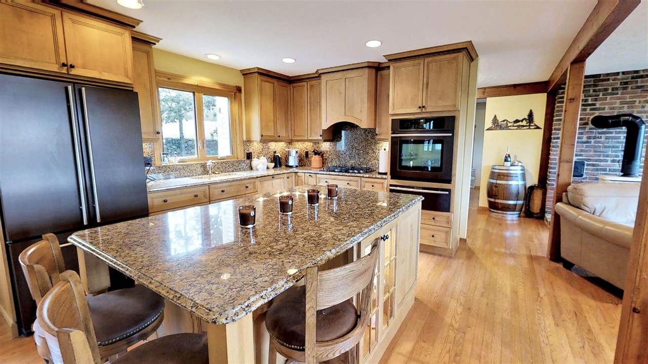 433 Cherry Valley Road Gilford, NH 03249 - Photo 13 of 40