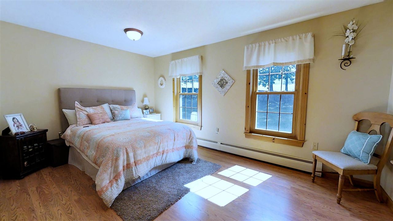 433 Cherry Valley Road Gilford, NH 03249 - Photo 7 of 40