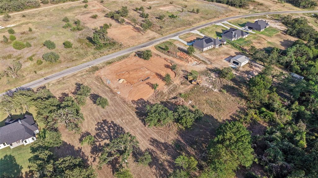 1105 Gonzollas Road Springtown, TX 76082 - Photo 3 of 4 Gallery Image 3