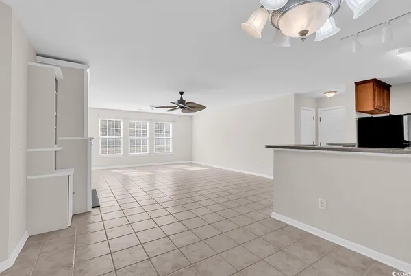 $244,700 | 4440 Lady Banks Lane, Unit 10B, Murrells Inlet, SC 29576