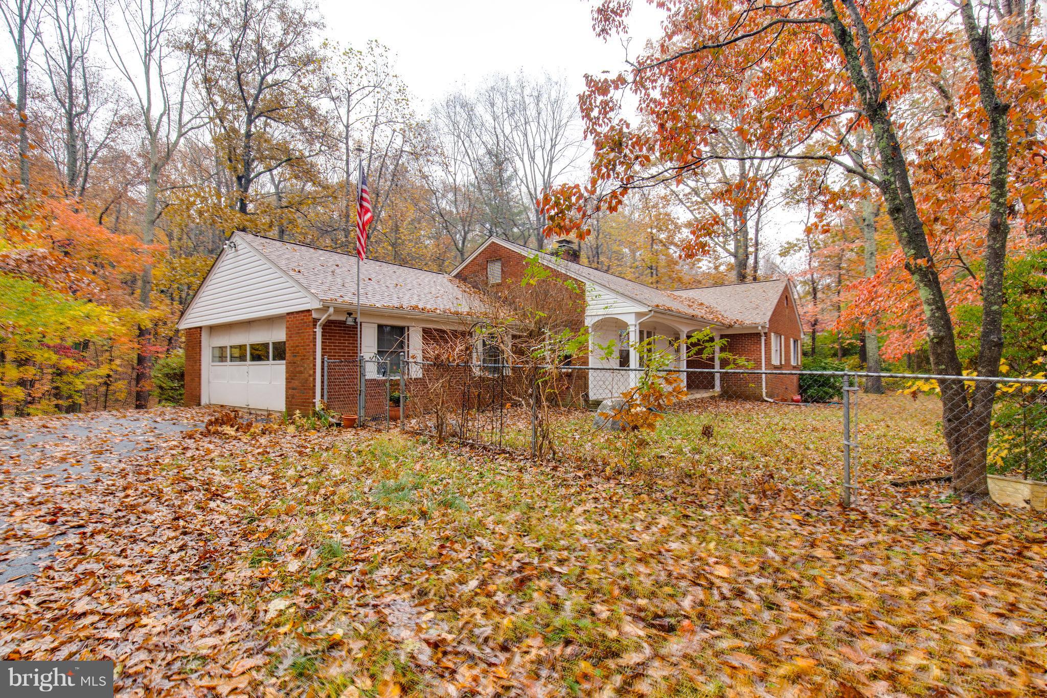 6615 Wilson Road Marshall, VA 20115 - Photo 2 of 24 Oversized 2 car garage
