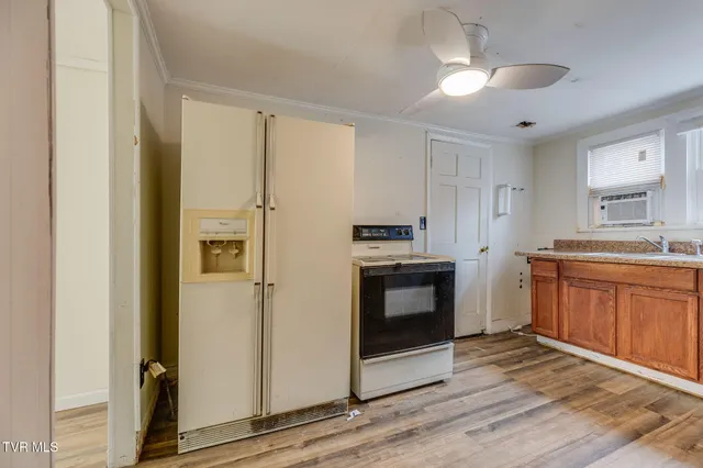 $129,900 | 1713 Edgemont Avenue, Bristol, TN 37620