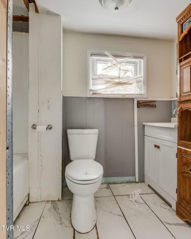 $129,900 | 1713 Edgemont Avenue, Bristol, TN 37620