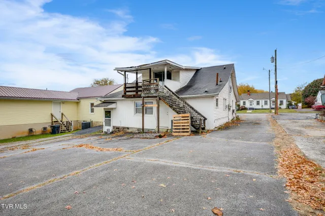 $129,900 | 1713 Edgemont Avenue, Bristol, TN 37620