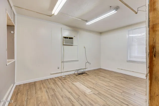 $129,900 | 1713 Edgemont Avenue, Bristol, TN 37620