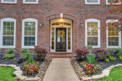 $575,000 | 4430 Balboa Drive, Sugar Land, TX 77479
