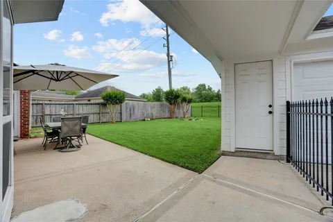 $575,000 | 4430 Balboa Drive, Sugar Land, TX 77479