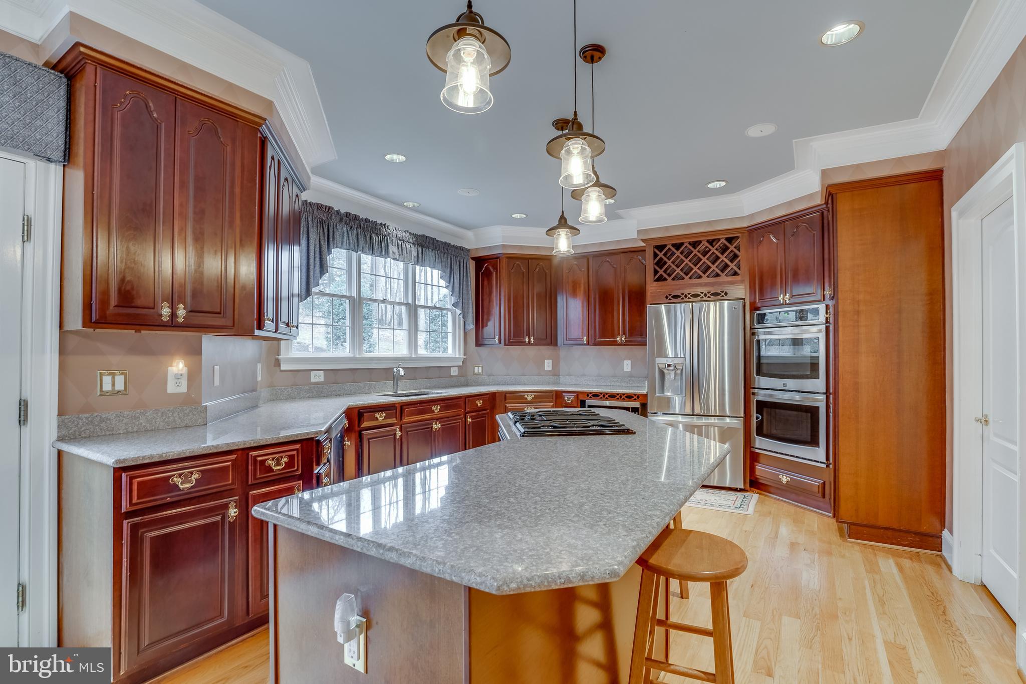 6905 Newman Road Clifton, VA 20124 - Photo 15 of 48 Kitchen
