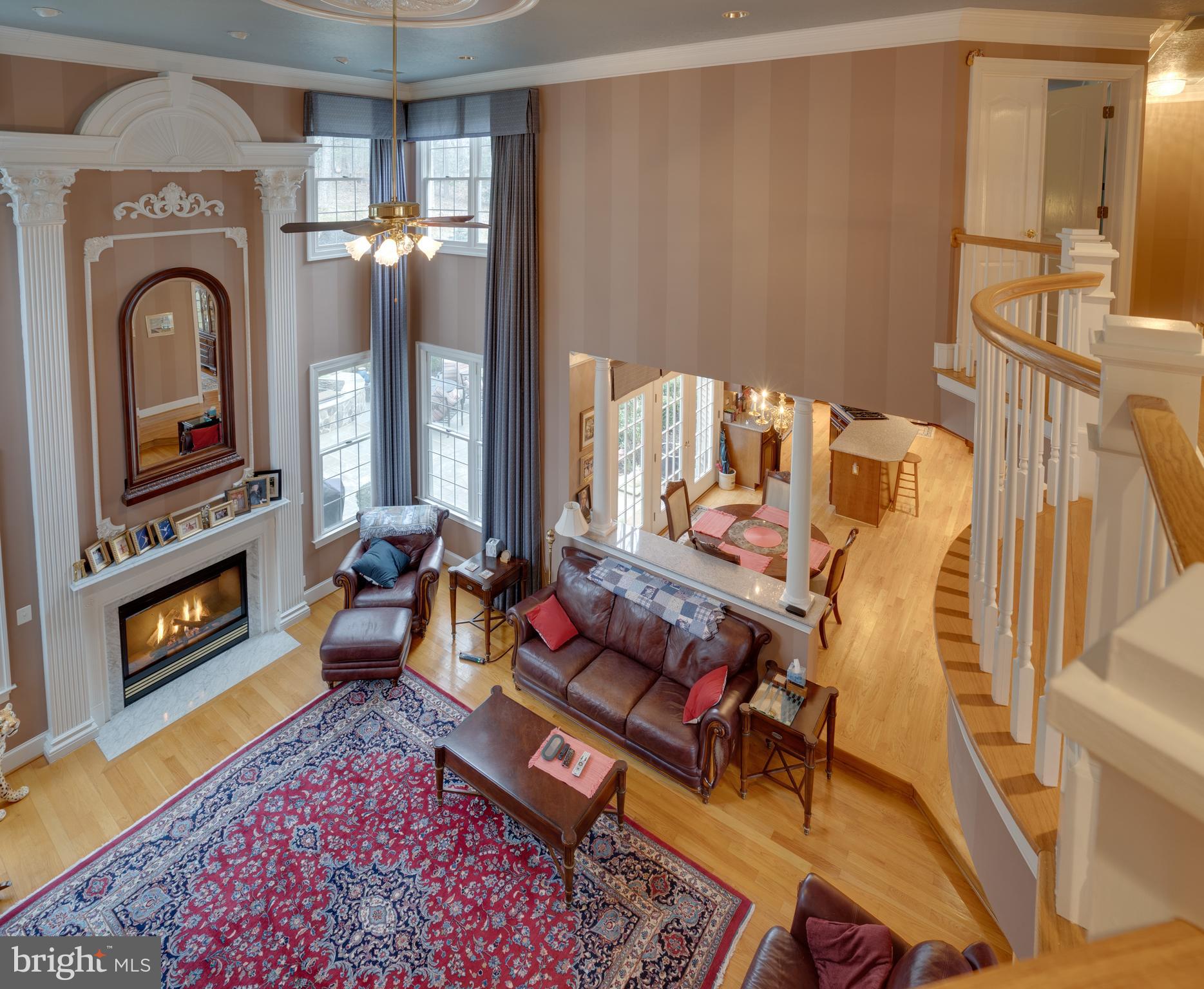 6905 Newman Road Clifton, VA 20124 - Photo 26 of 48 Fiving Room from Upper Level
