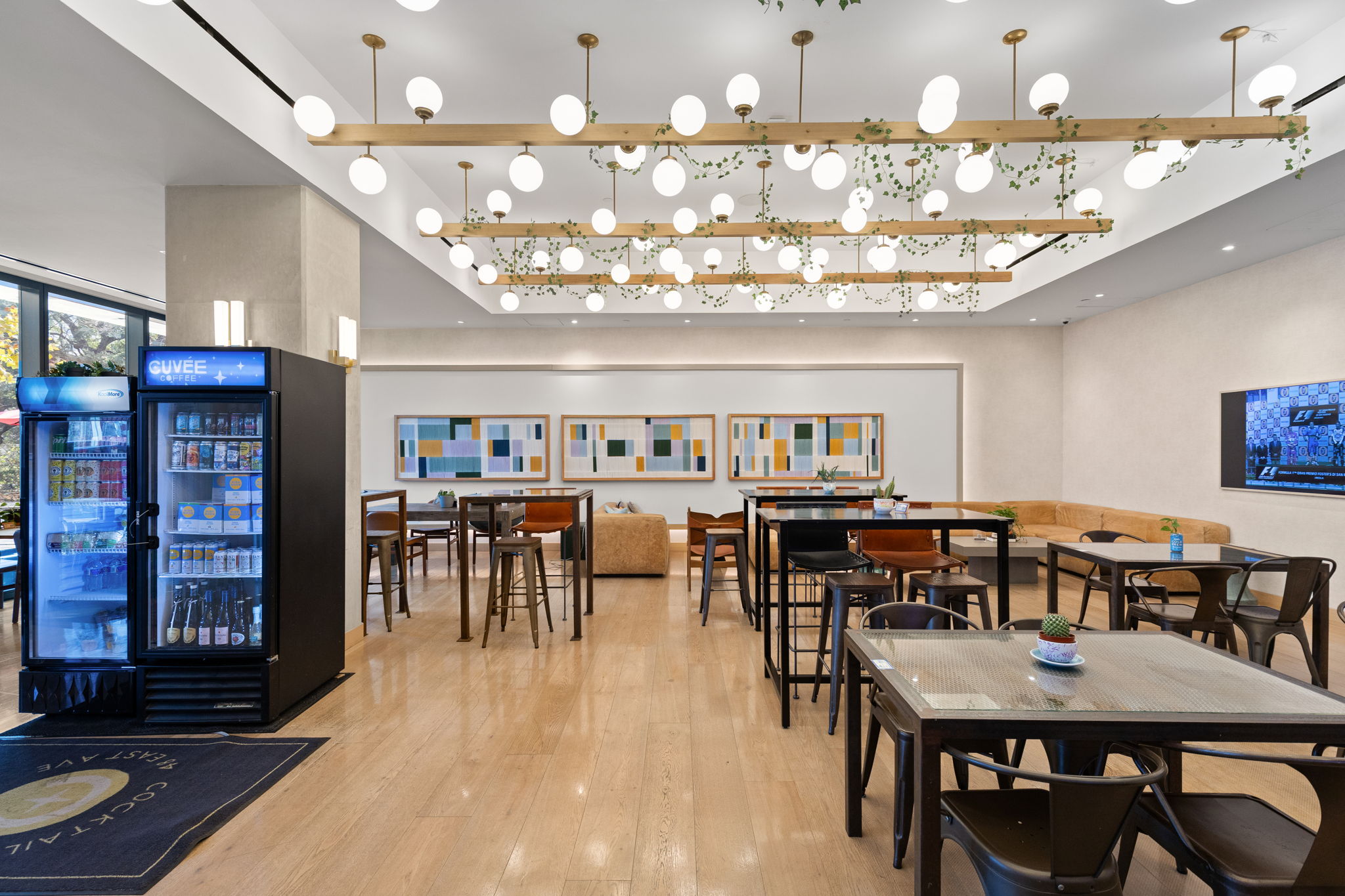 48 East Avenue, Unit 2002 Austin, TX 78701 - Photo 32 of 38 Community lobby featuring a high ceiling
